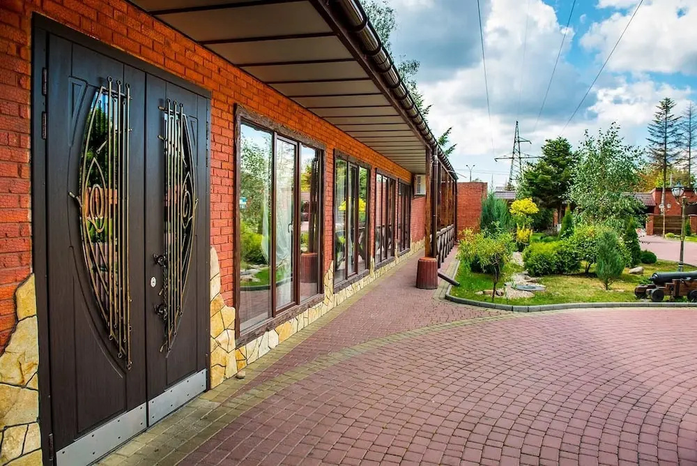 Drive Hills Hotel