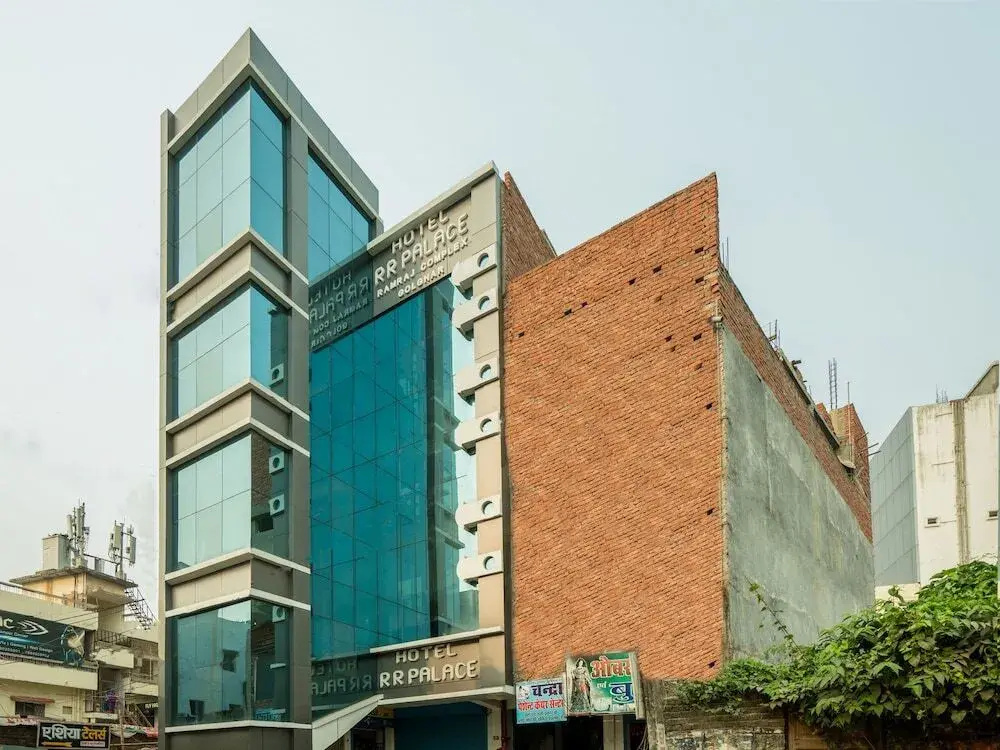 Hotel RR Palace by OYO Rooms