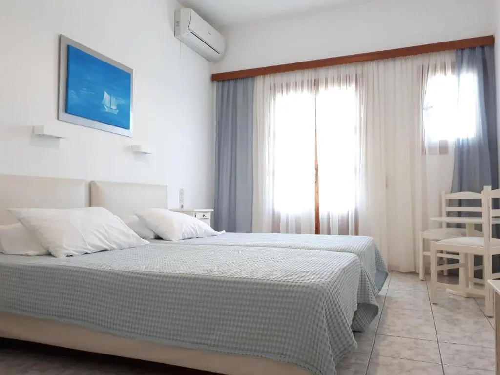 Standard Double room with garden view (twin beds)