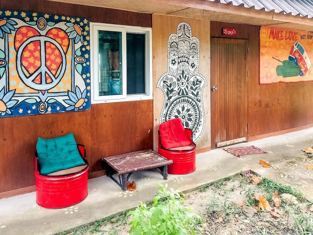 Wild Flower Hostel Koh Lanta