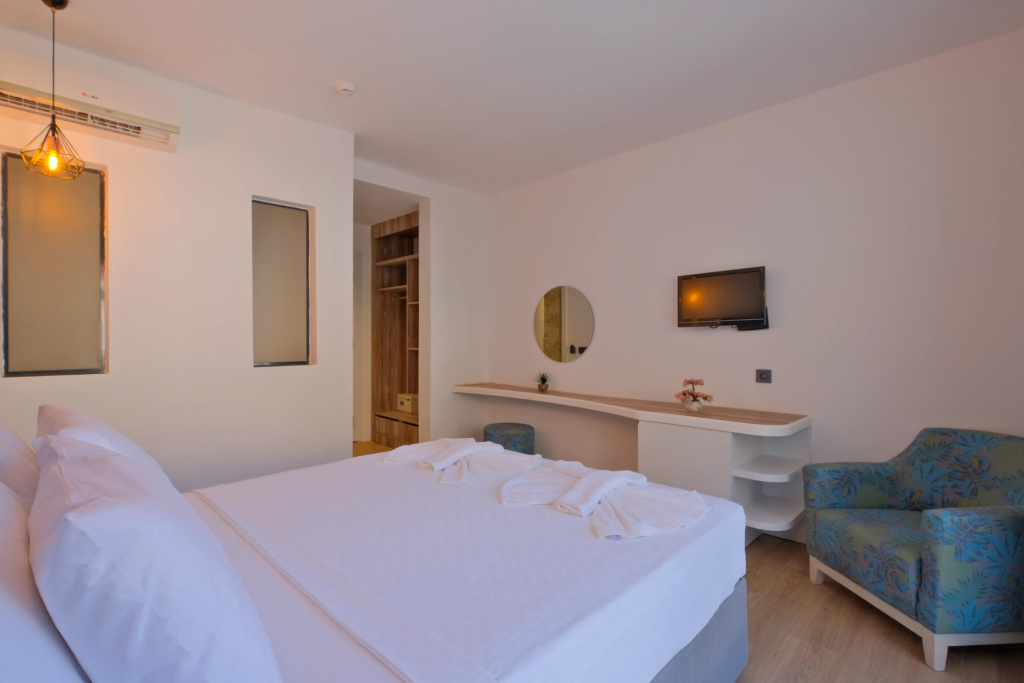 Akdeniz Beach Hotel — фото