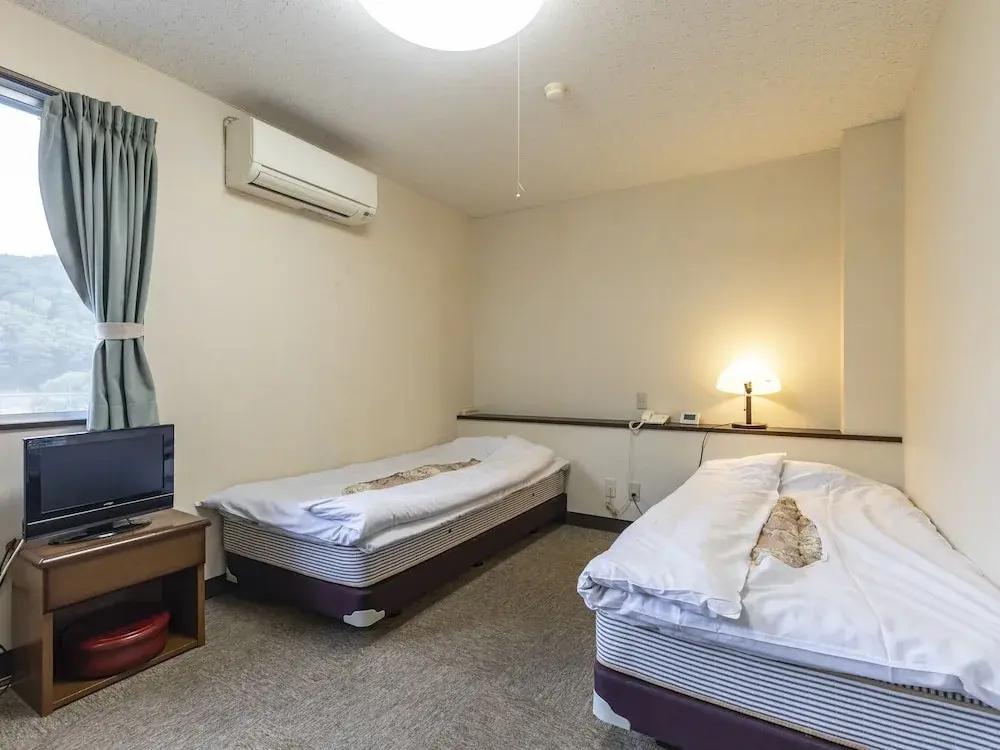 Economy room