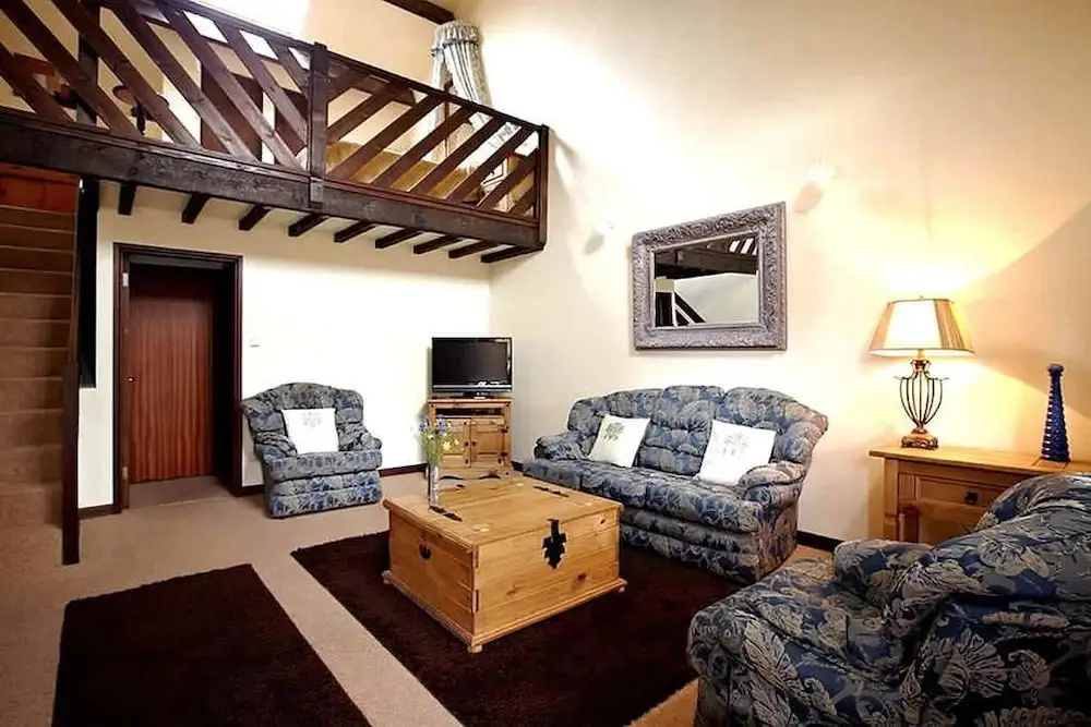 Milton's Country Lodge - Général