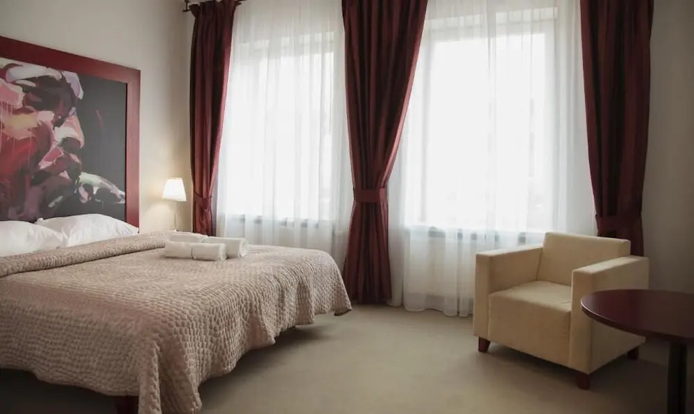 Deluxe Family room