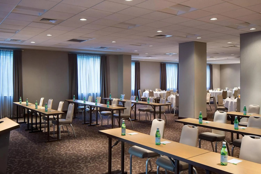 Courtyard by Marriott Downtown Grand Rapids - фото 22