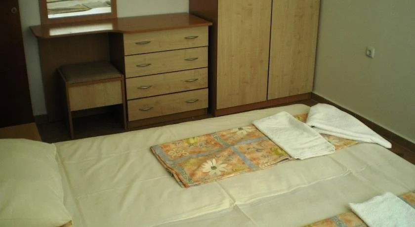 Lazur 1, 2, 3, 4, 5 Apart Complex