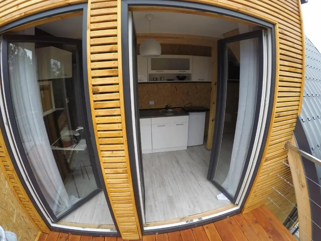 Standard Double room with balcony (full double bed)