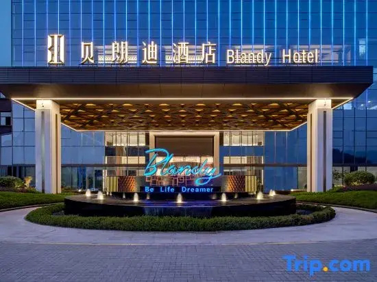 Blandy Hotel