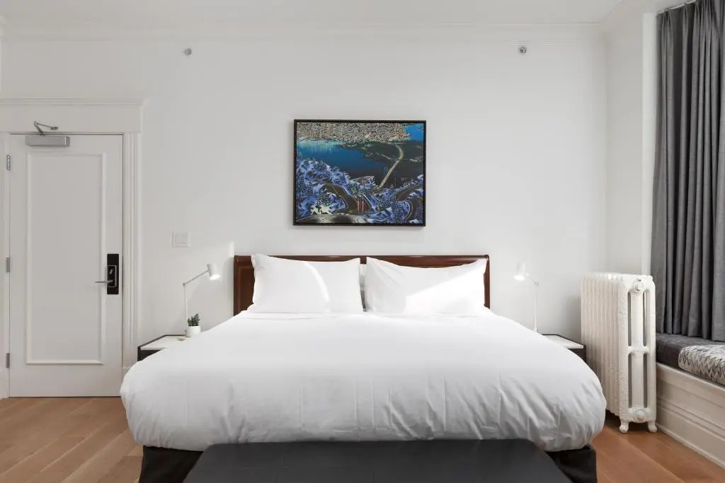 Superior Double room (full double bed)