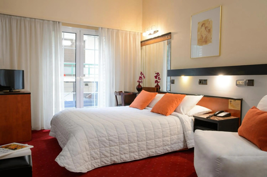 Hotel photo 30