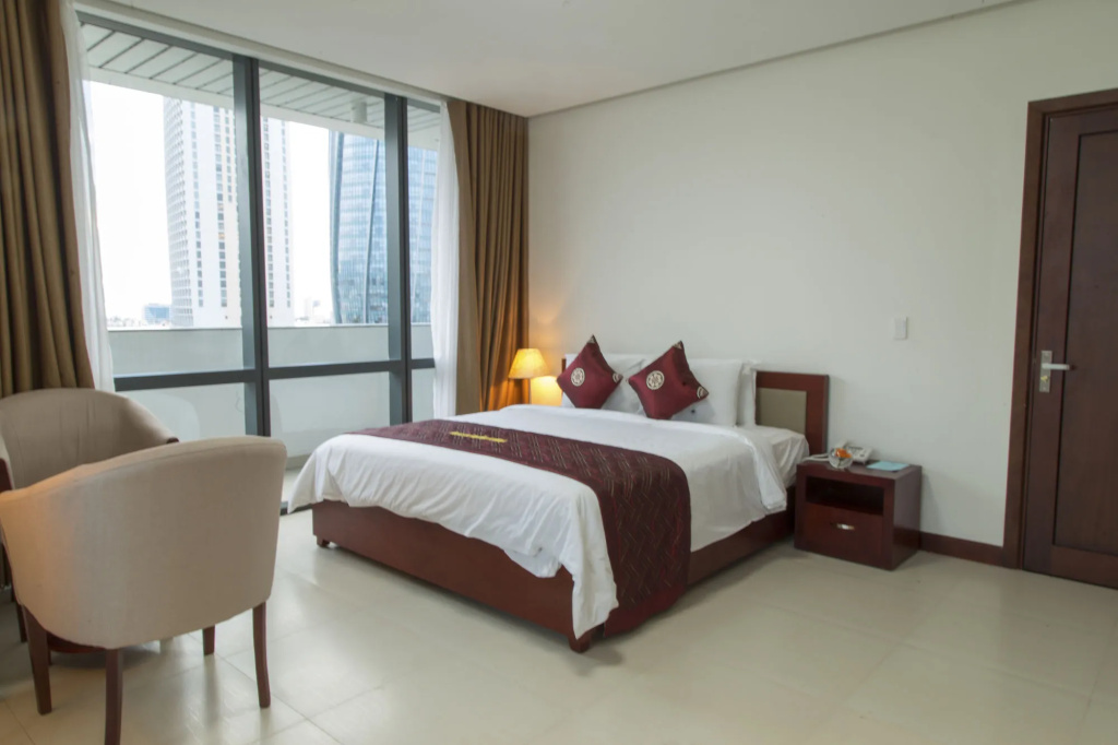 Danang Han River Hotel — фото