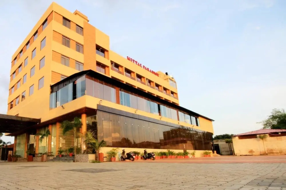 Hotel Mittal Avenue