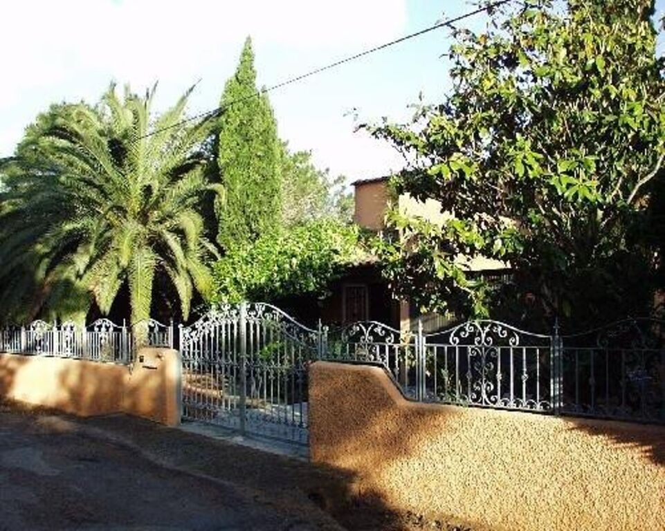 Beautiful Villa Near Porto-Vecchio With Garden And Wifi, 100 Metres Fr