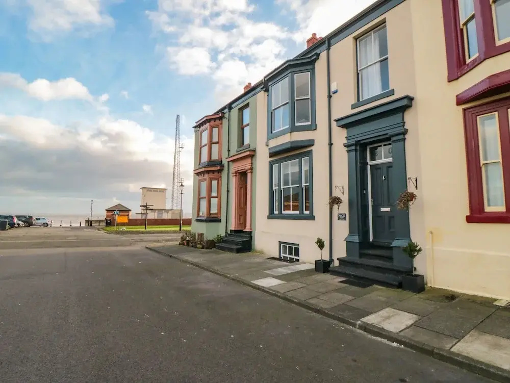 No.20 The Headland