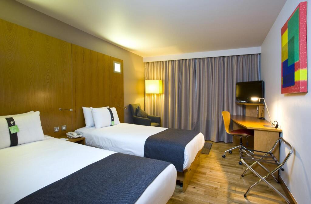 Holiday Inn London - West - 1
