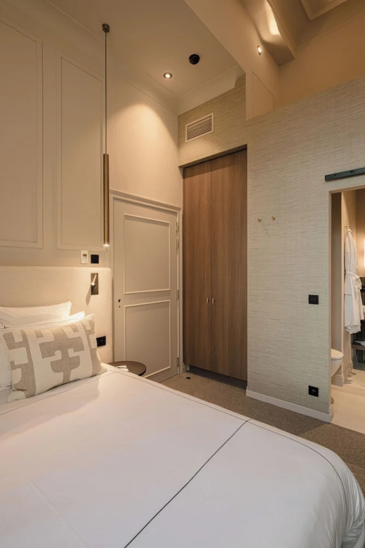 Premium room