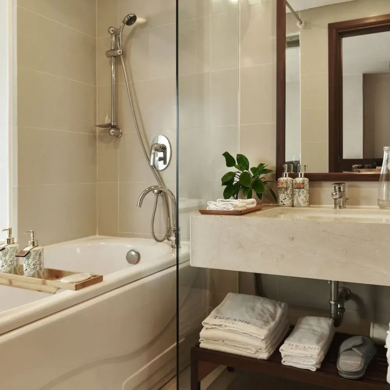 Premium room with city view