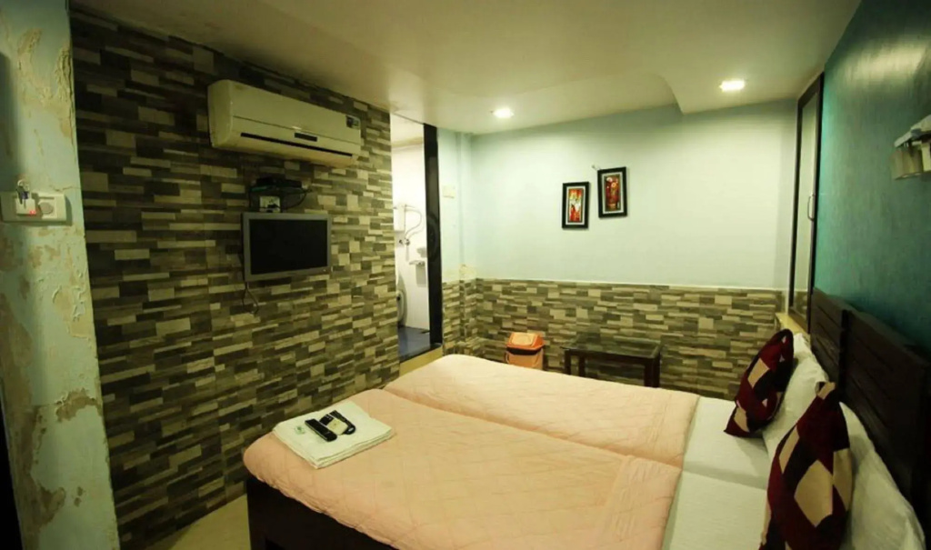 Hotel photo 12