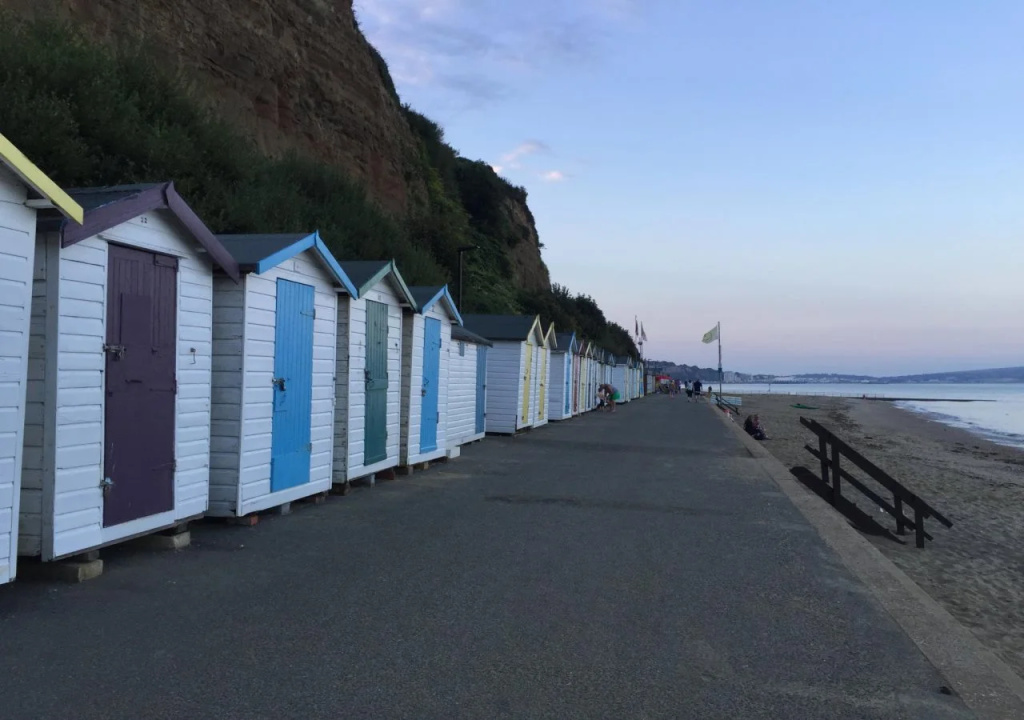 Beach & Waterfront