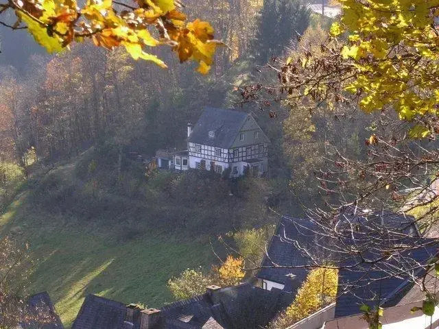 Pension-Gasthof-Haus im Wiesengrund.com