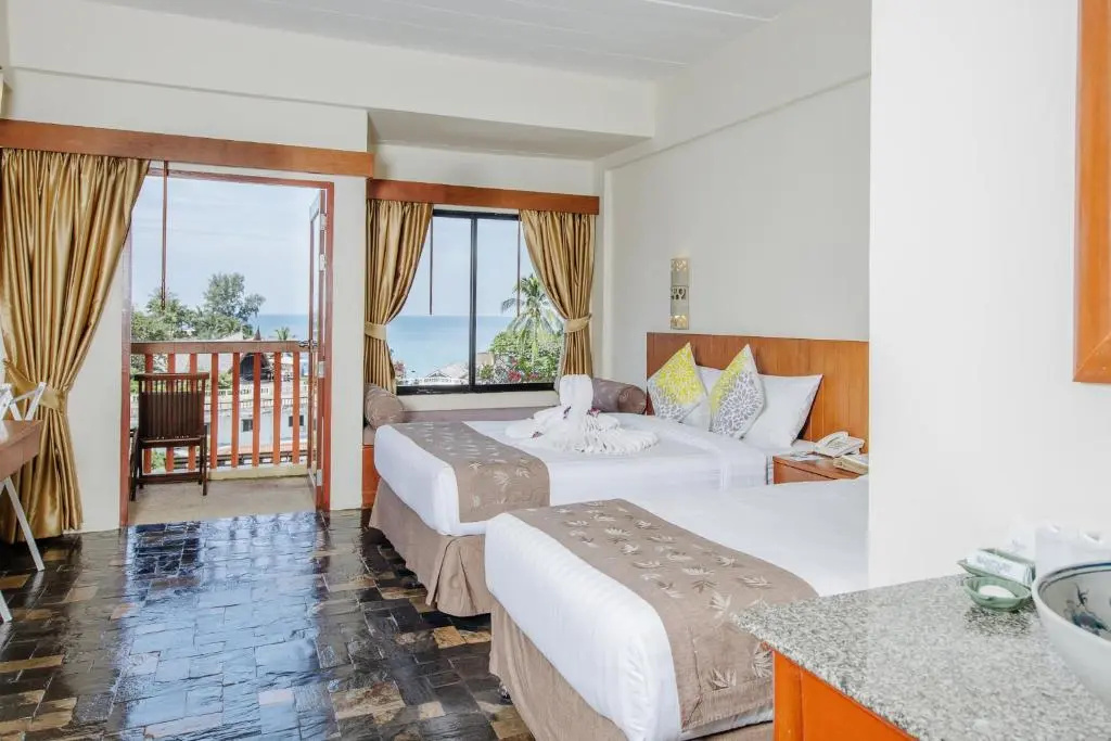 Deluxe Double room with sea view (twin beds)