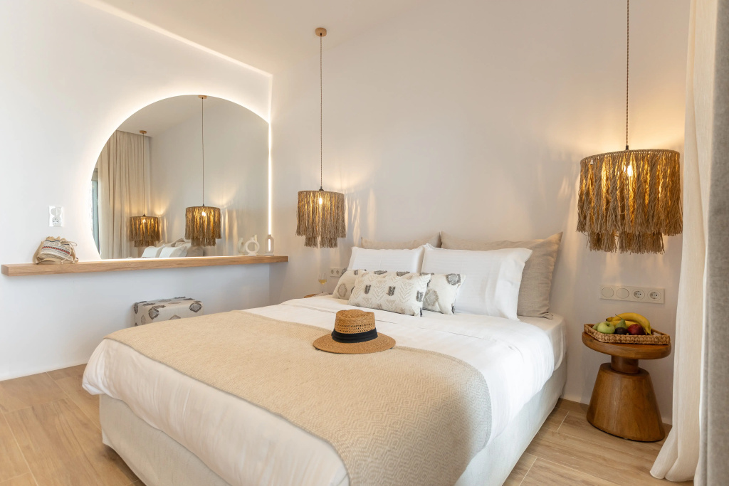 Almiriki Naxos Beachside Living