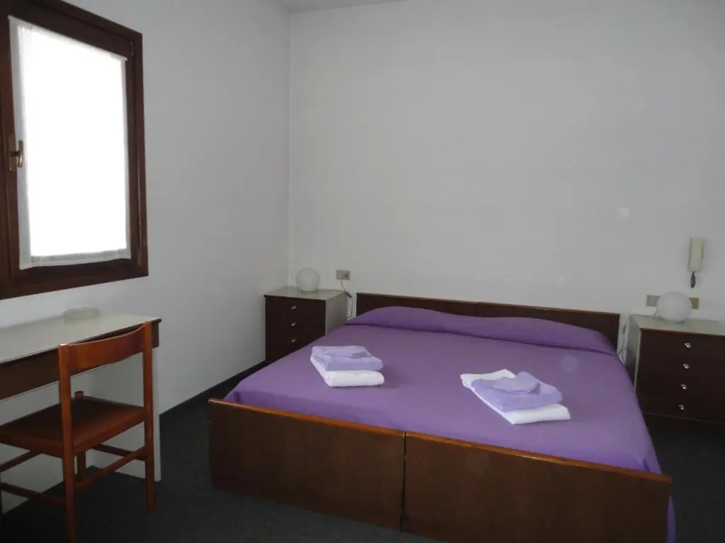Economy Double room (full double bed)