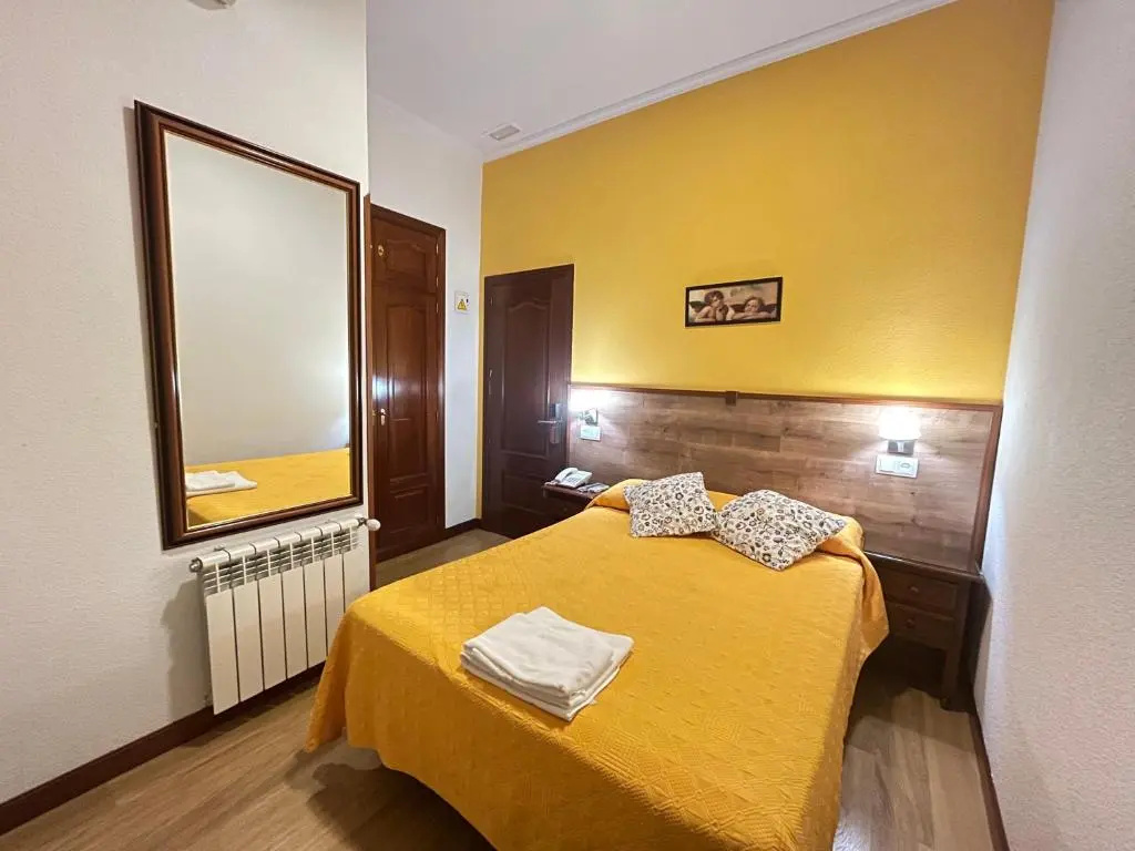 Economy room