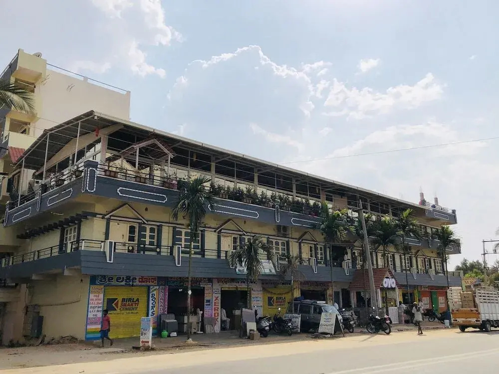 Dhana Dhaanya Residency by OYO Rooms