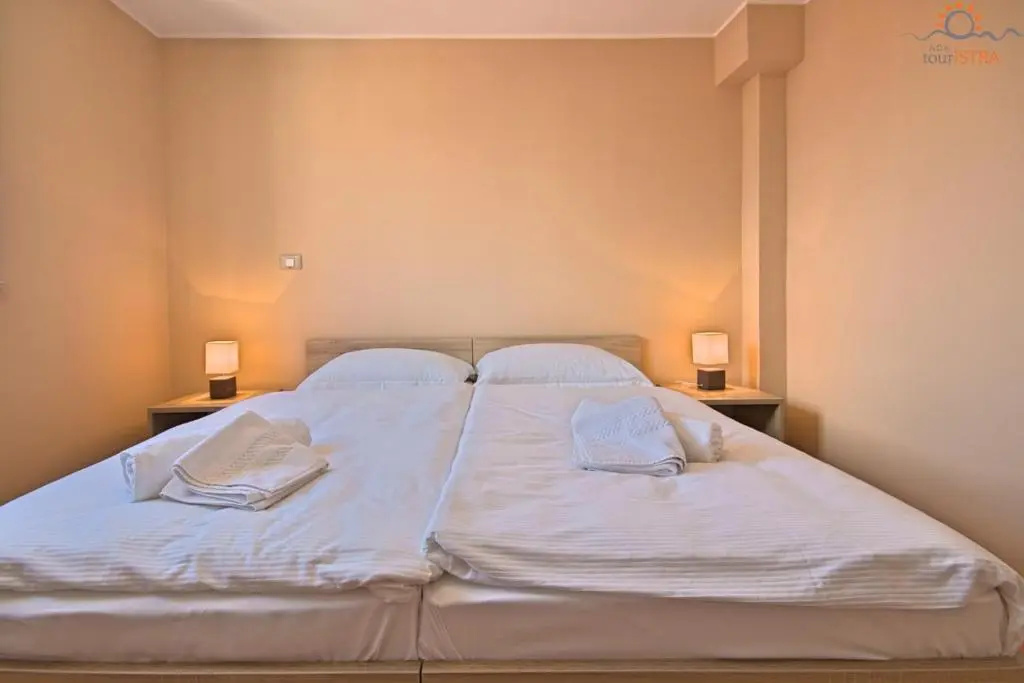 Rotonda Inn Novigrad - Chambres