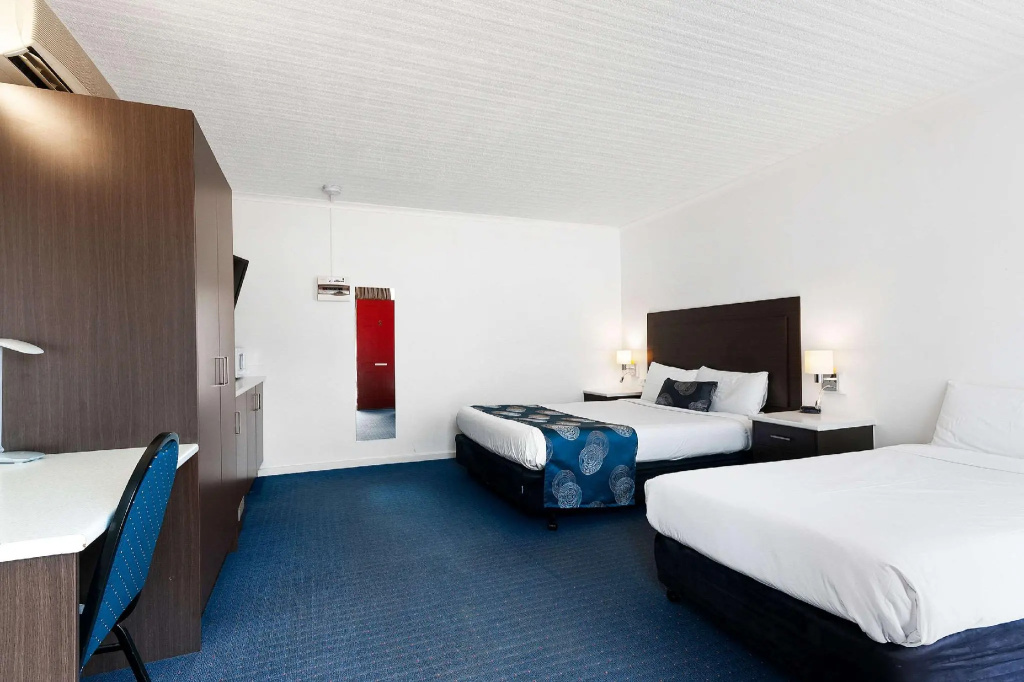 Deluxe Double room (twin beds)