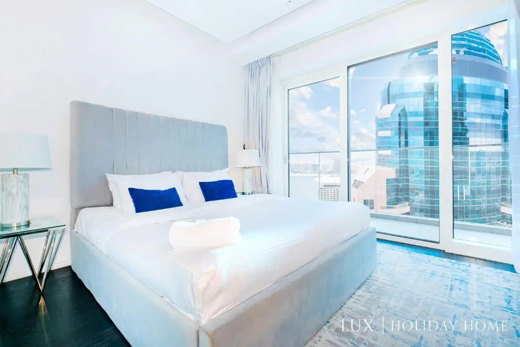 LUX - Lavish Suite with Full Palm Jumeirah View 2 — фото