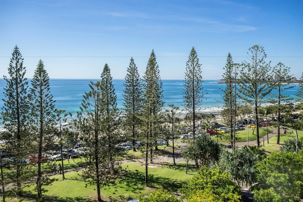 2 Bedrooms Superior Family Apartment with balcony and beachfront