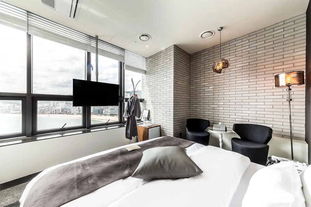 Single Junior Suite with ocean view
