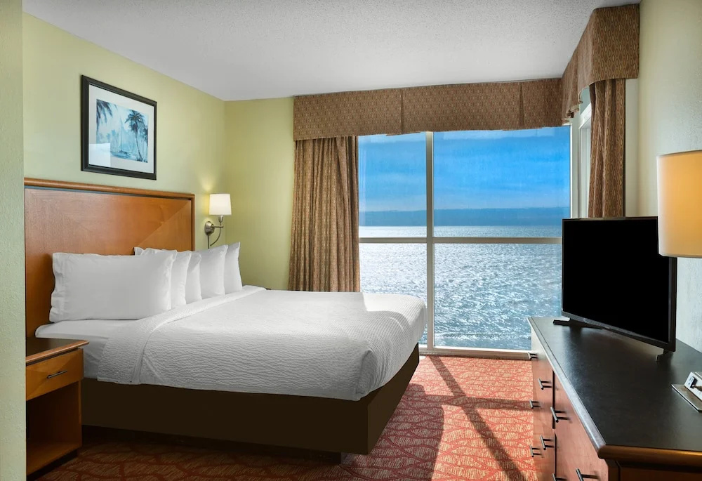 2 Bedrooms Standard room oceanfront
