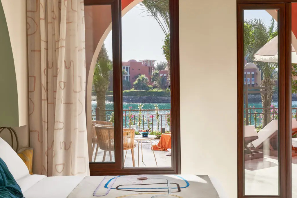 Superior room with sea view
