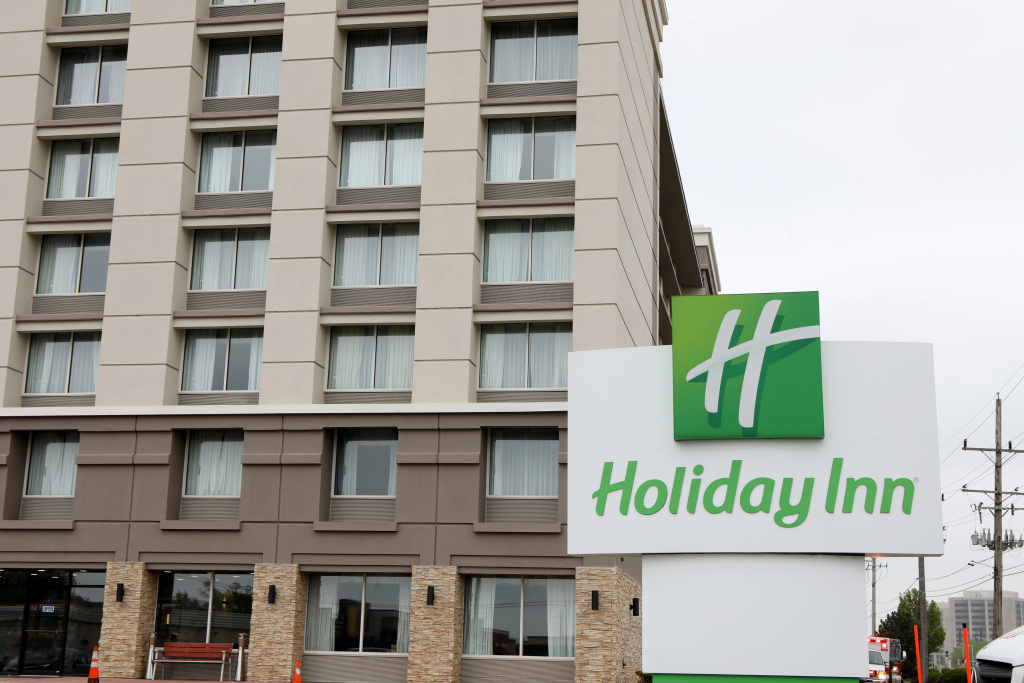 Holiday Inn Chicago Oakbrook by IHG