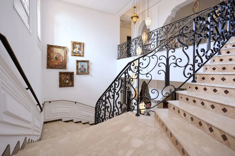 The Levantine - фото 2