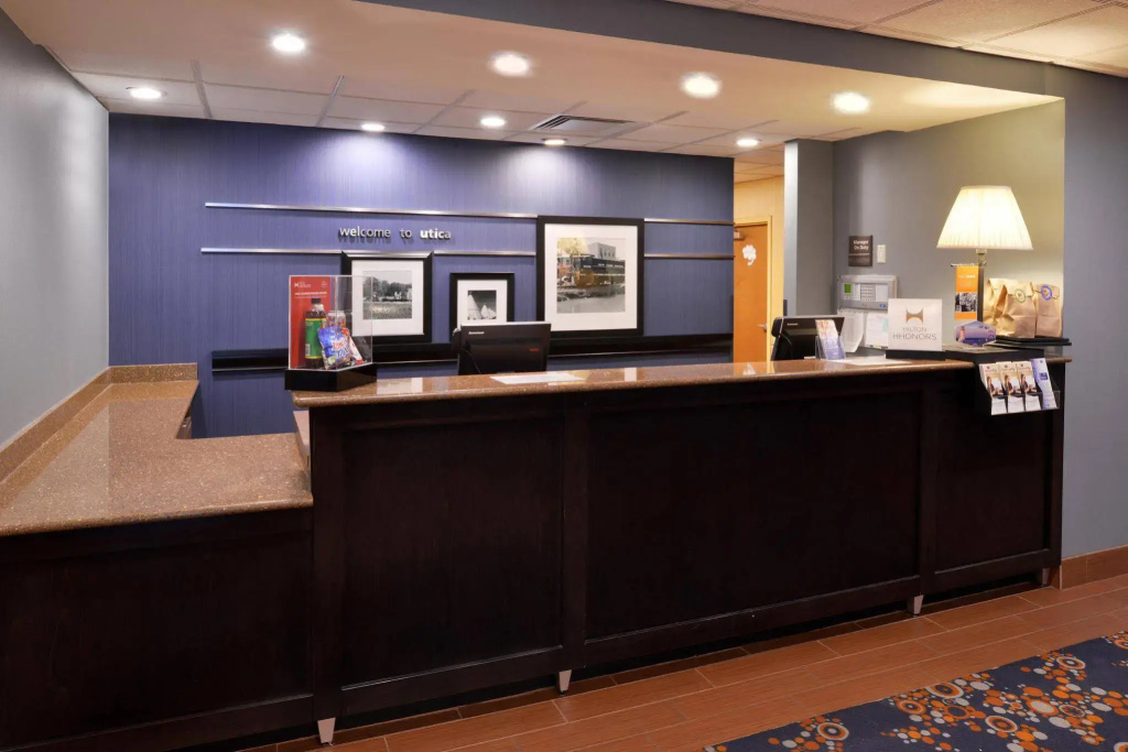 Hampton Inn Utica - фото 2