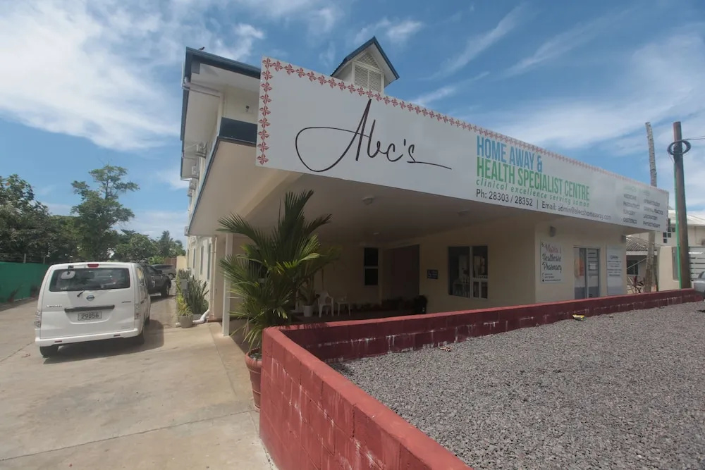 Alec’s Hotel