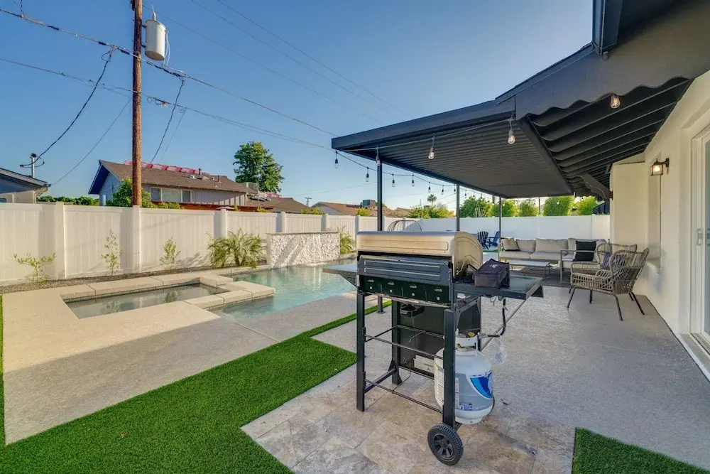 Fire Pit, Private Pool & Spa: Home in Scottsdale!