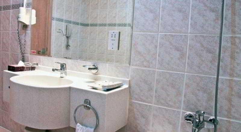 Regal Plaza Hotel