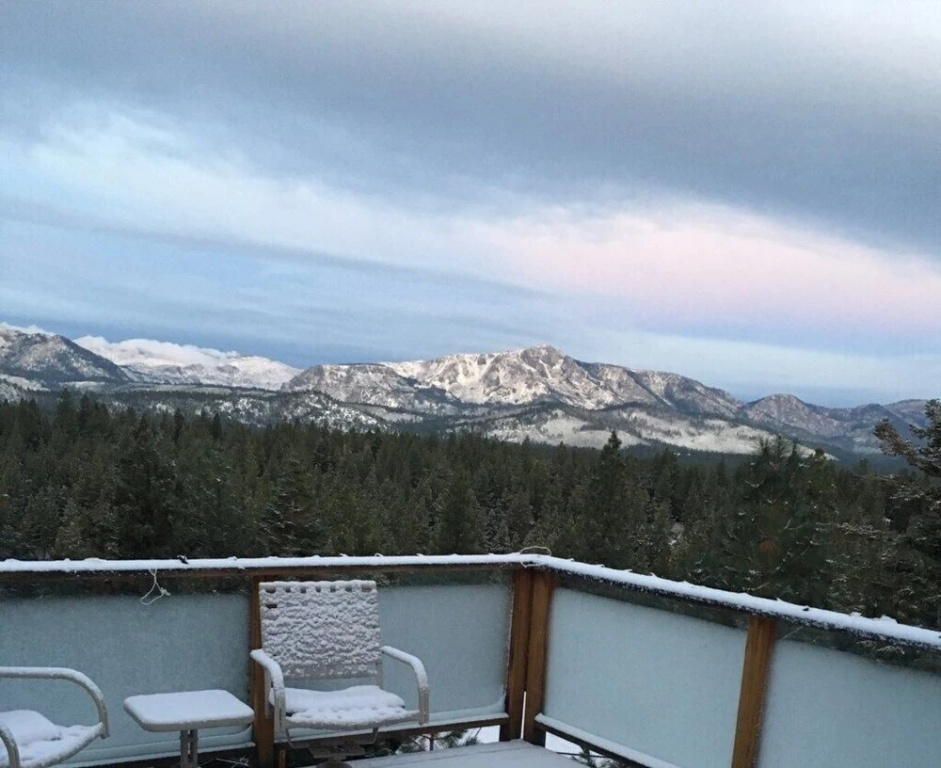 Enviable Lake & Mountain Views wth Waterfal