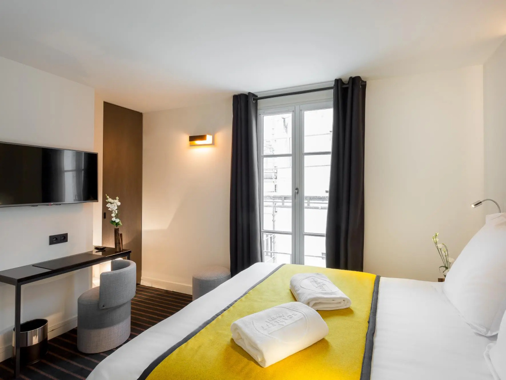 Hôtel Scarlett 84