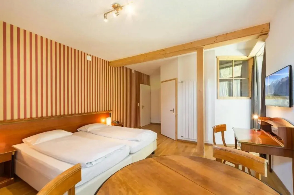 Carlton-Europe Vintage Adults Hotel - Général