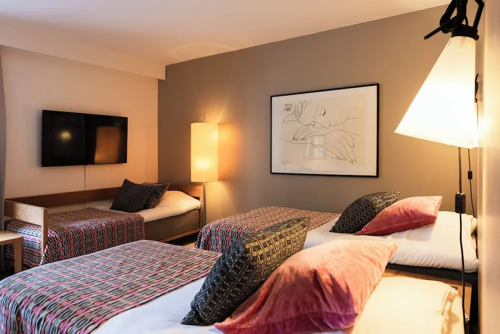 Triple room