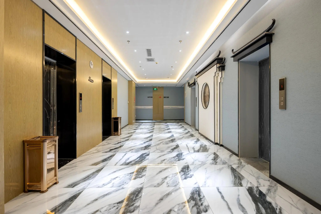 Atour Hotel Urumqi High-speed Railway Station photo 5