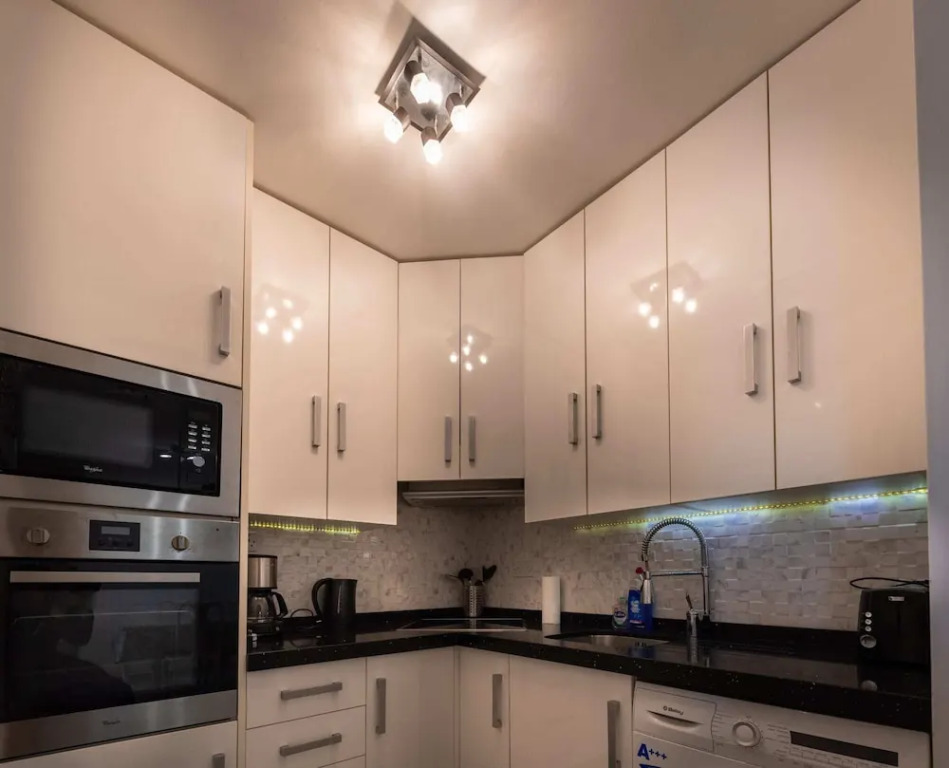 Neptune Suite-hosted by Sweetstay - фото 16