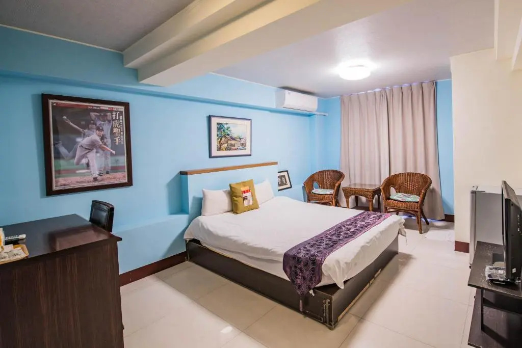 Standard Double room with balcony (full double bed)