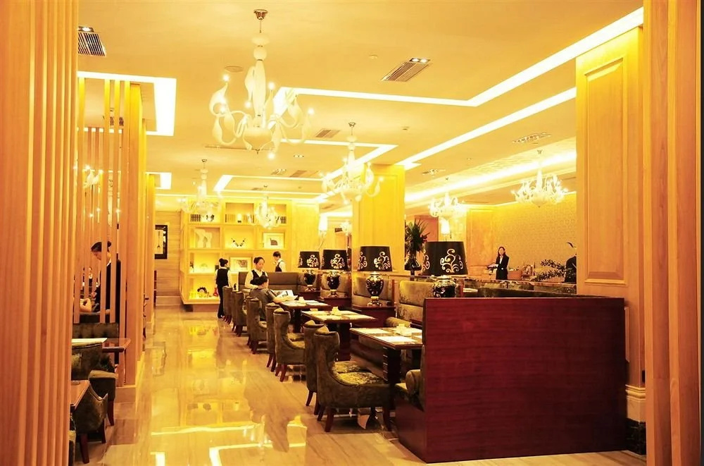 Food & Beverage